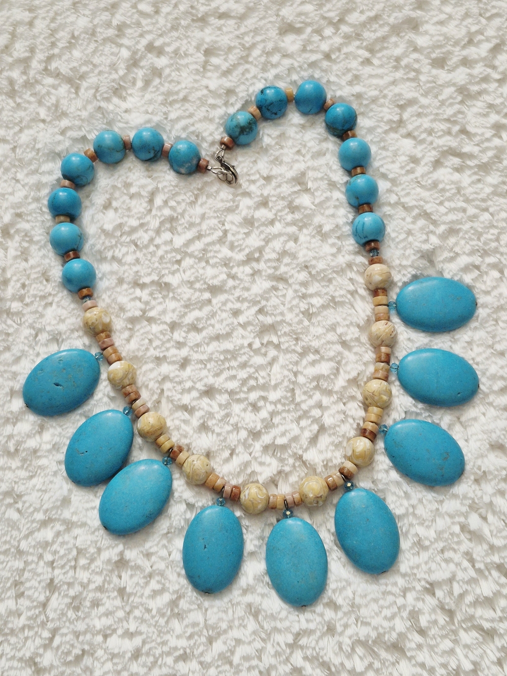 Vintage Turquoise & Beige Oval Beaded Statement Necklace